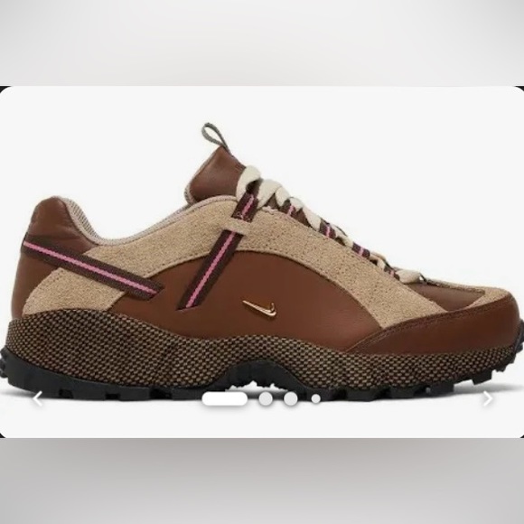 Jacquemus Shoes - Jacquemus Nike Air Humara LX